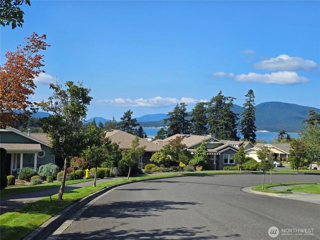 4902 Portalis Way, Anacortes, WA 98221