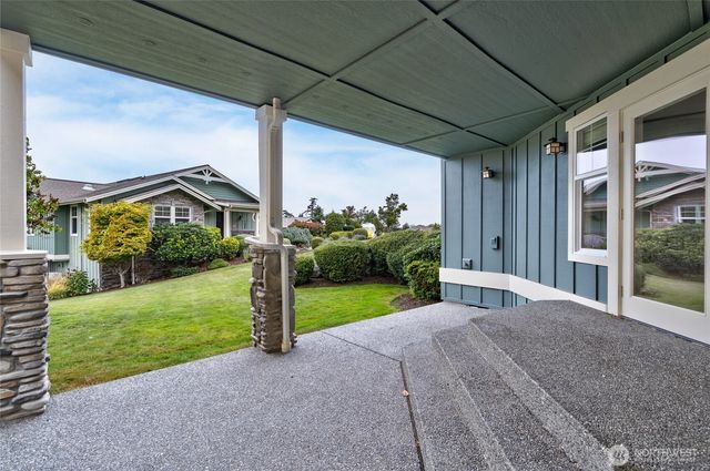 4902 Portalis Way, Anacortes, WA 98221