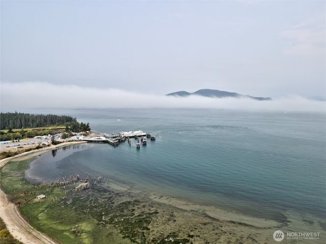4902 Portalis Way, Anacortes, WA 98221