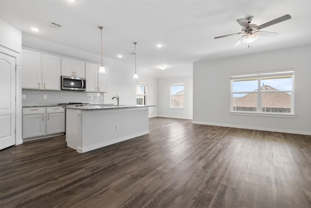 6112 Fall Creek Lane, Fort Worth, TX 76123