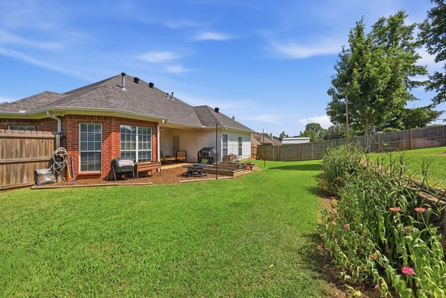 313 Ithaca Drive, Longview, TX 75604