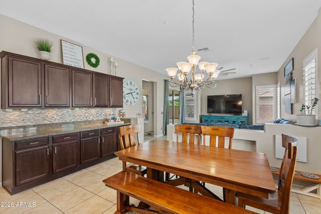 3382 E FANDANGO Drive, Gilbert, AZ 85298