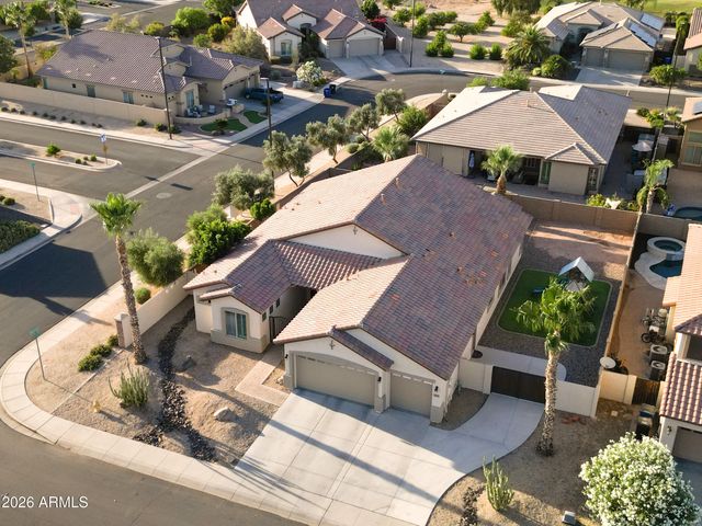 3382 E FANDANGO Drive, Gilbert, AZ 85298