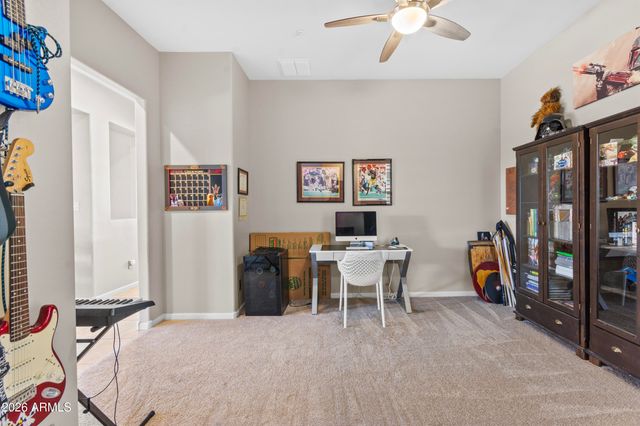 3382 E FANDANGO Drive, Gilbert, AZ 85298