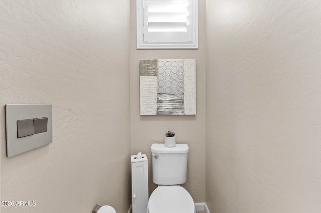 3382 E FANDANGO Drive, Gilbert, AZ 85298