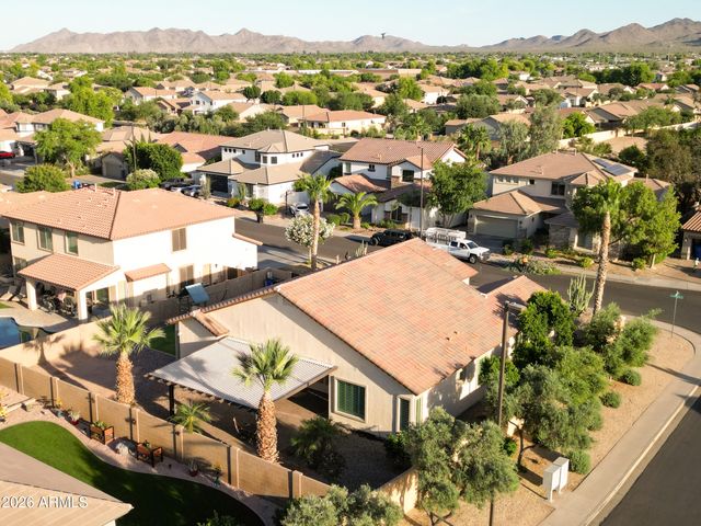 3382 E FANDANGO Drive, Gilbert, AZ 85298