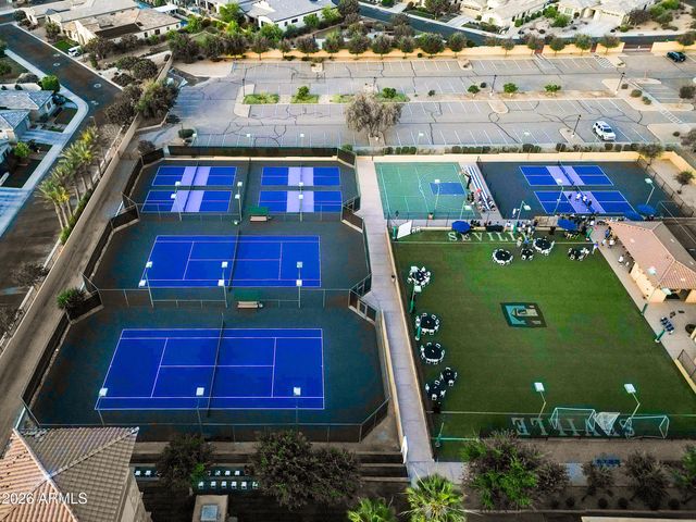 3382 E FANDANGO Drive, Gilbert, AZ 85298