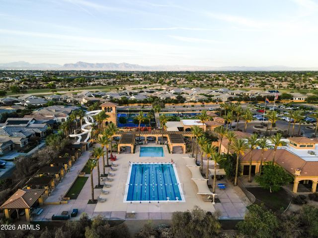 3382 E FANDANGO Drive, Gilbert, AZ 85298