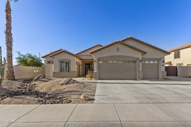 3382 E FANDANGO Drive, Gilbert, AZ 85298