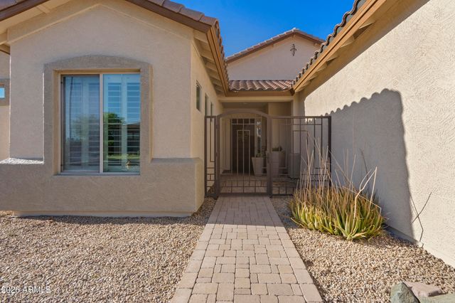 3382 E FANDANGO Drive, Gilbert, AZ 85298