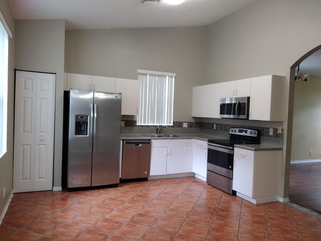 1738 Pierside Circle, Wellington, FL 33414
