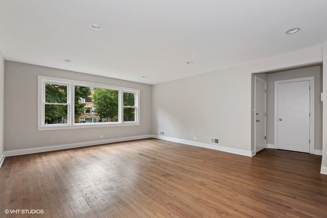 1619 Monroe Street 1, Evanston, IL 60202