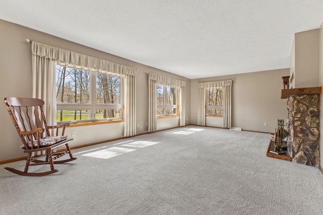 7280 84th Street NE, Monticello, MN 55362