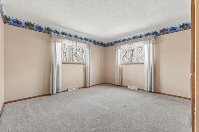 7280 84th Street NE, Monticello, MN 55362