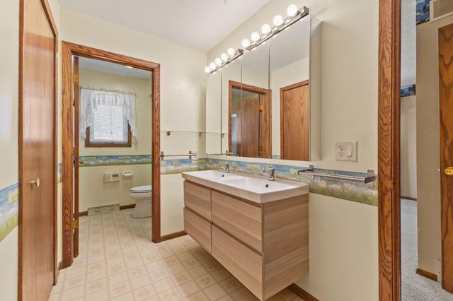 7280 84th Street NE, Monticello, MN 55362