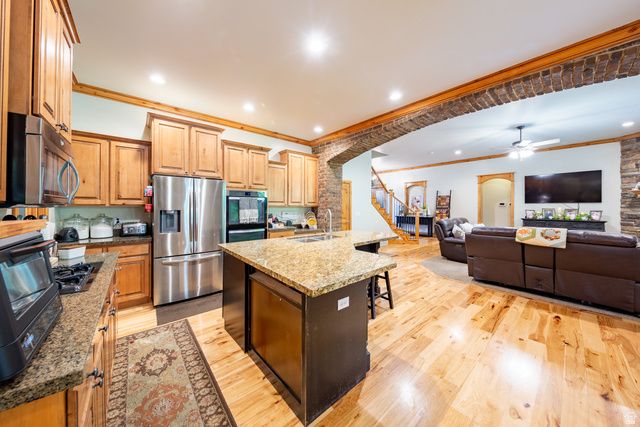 351 N DEERFIELD DR, Alpine, UT 84004