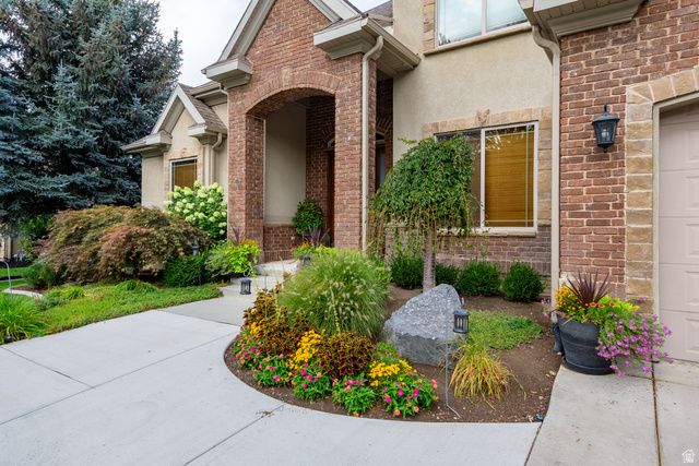 351 N DEERFIELD DR, Alpine, UT 84004