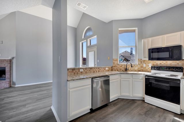 3226 Eagle Lane, Midlothian, TX 76065
