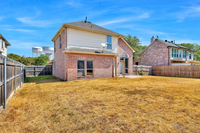 3226 Eagle Lane, Midlothian, TX 76065