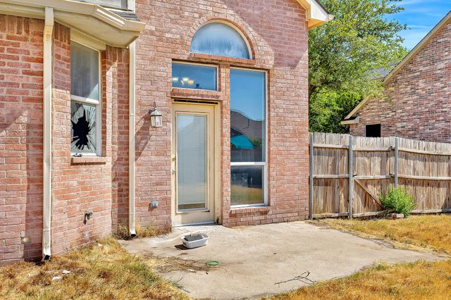 3226 Eagle Lane, Midlothian, TX 76065