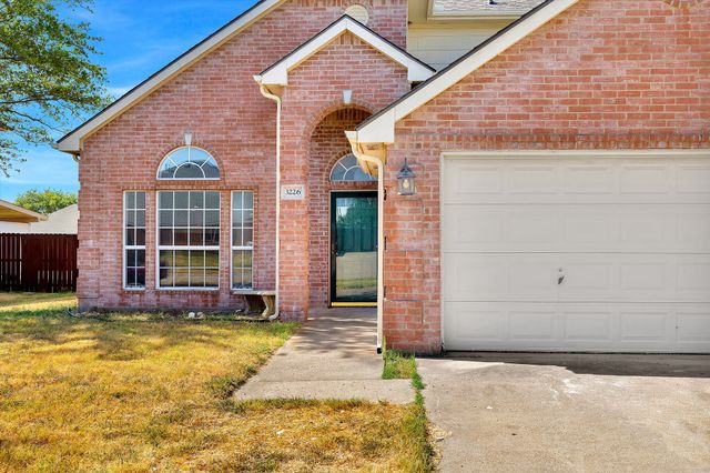 3226 Eagle Lane, Midlothian, TX 76065