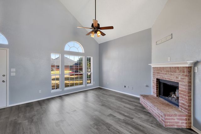 3226 Eagle Lane, Midlothian, TX 76065