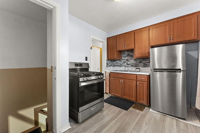 1009 River Drive, Hammond, IN 46324