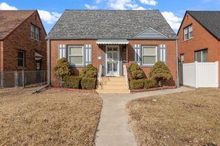 1009 River Drive, Hammond, IN 46324