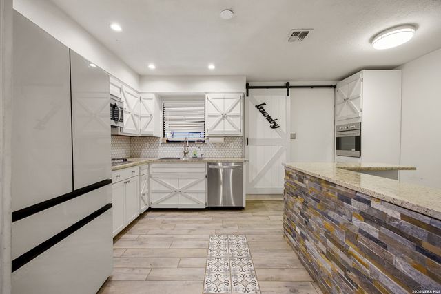 6313 Gablewood, San Antonio, TX 78249