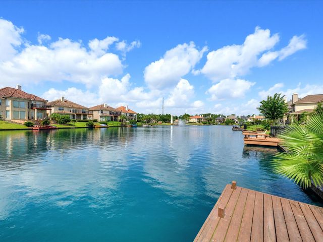 11939 Galentine Pt, Cypress, TX 77429