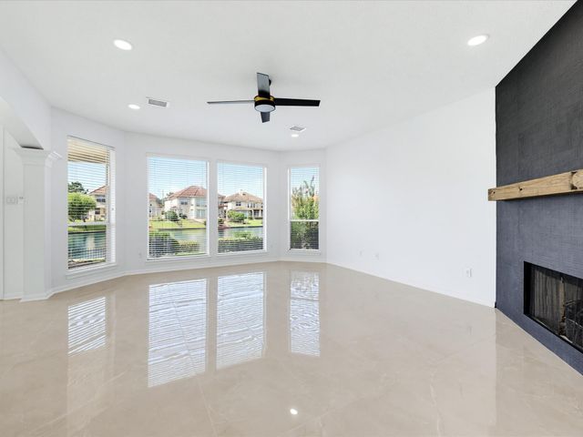 11939 Galentine Pt, Cypress, TX 77429