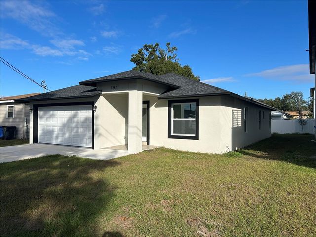 3917 W ROBSON STREET, Tampa, FL 33614