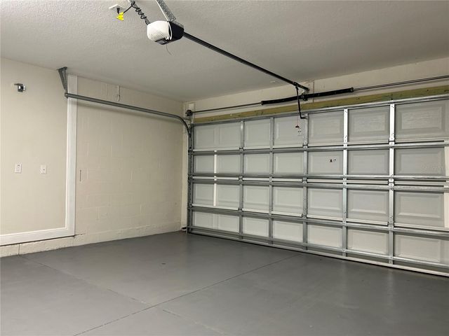 3917 W ROBSON STREET, Tampa, FL 33614