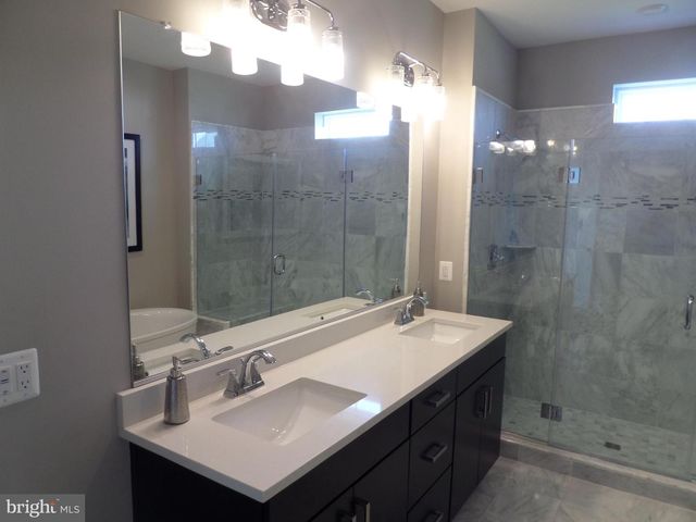 42939 RUNNING CREEK SQ, Leesburg, VA 20175