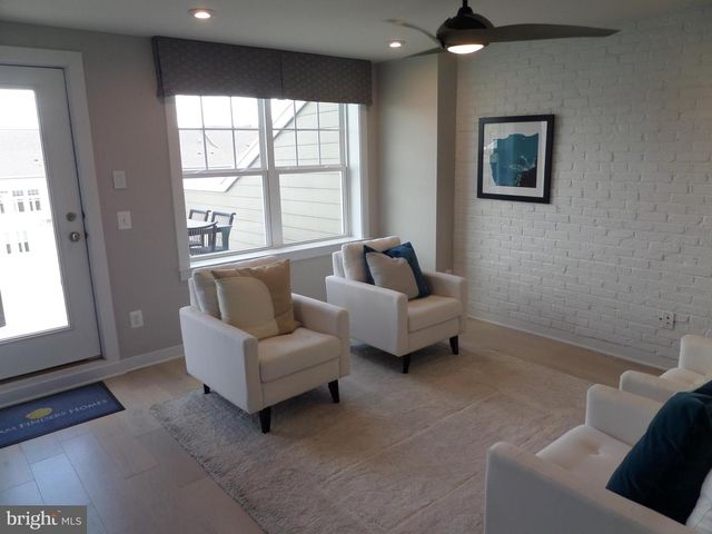 42939 RUNNING CREEK SQ, Leesburg, VA 20175