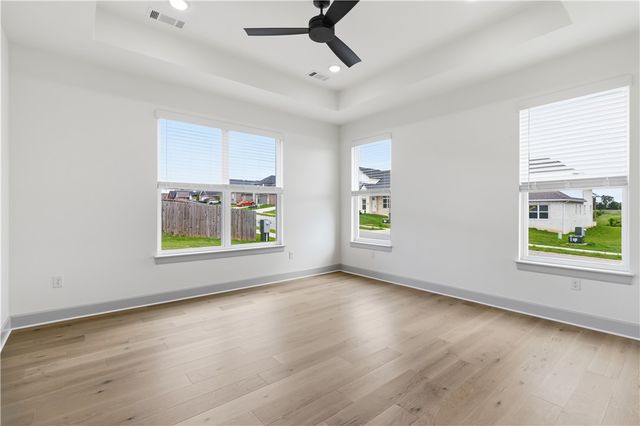 1031 Whistler Street, Centerton, AR 72719