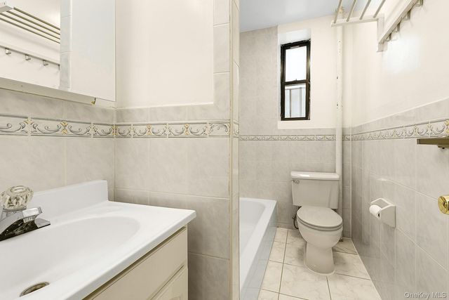 83-09 Leffert, Kew Gardens, NY 11415