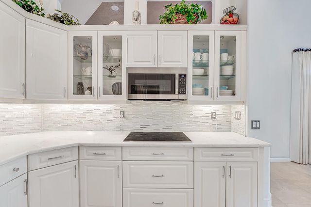 8883 Majorca Bay Drive, Lake Worth, FL 33467