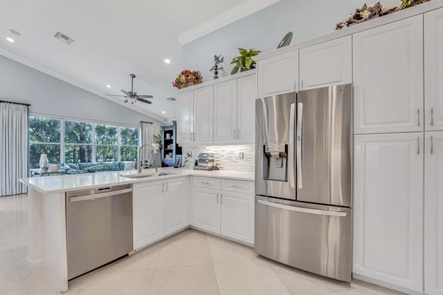 8883 Majorca Bay Drive, Lake Worth, FL 33467