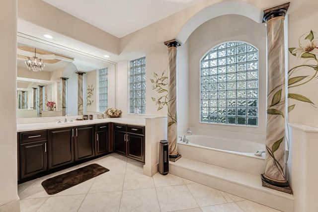 8883 Majorca Bay Drive, Lake Worth, FL 33467