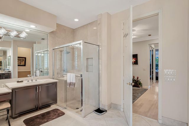 8883 Majorca Bay Drive, Lake Worth, FL 33467