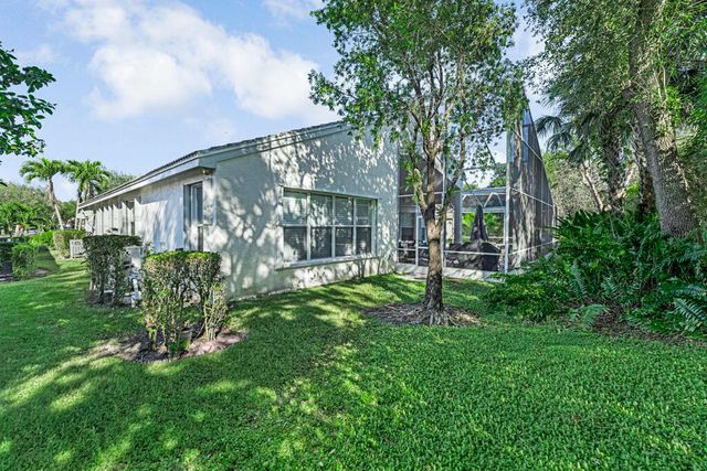 8883 Majorca Bay Drive, Lake Worth, FL 33467