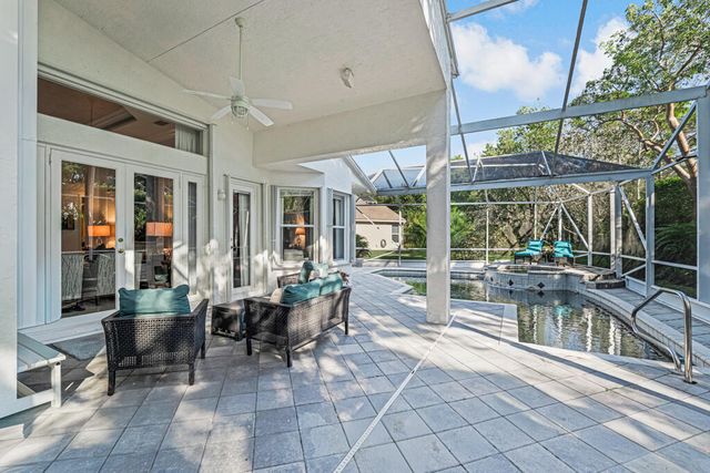 8883 Majorca Bay Drive, Lake Worth, FL 33467