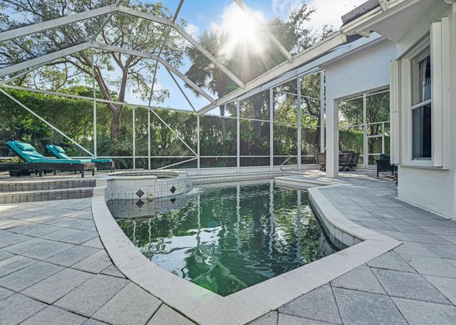 8883 Majorca Bay Drive, Lake Worth, FL 33467