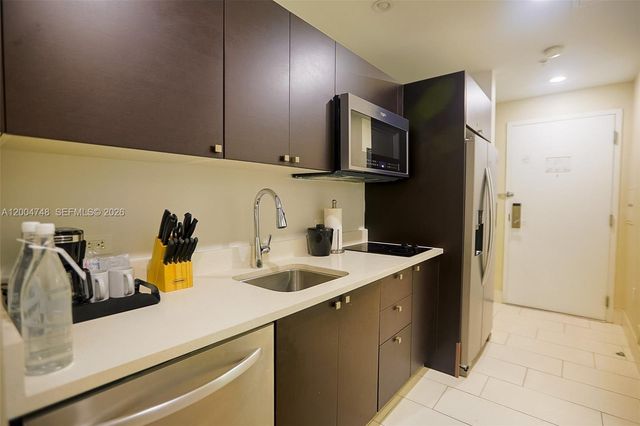 5300 NW 87th Ave 311, Doral, FL 33178