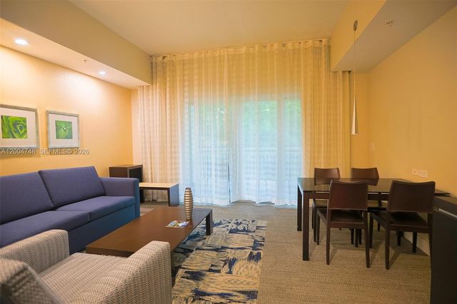 5300 NW 87th Ave 311, Doral, FL 33178