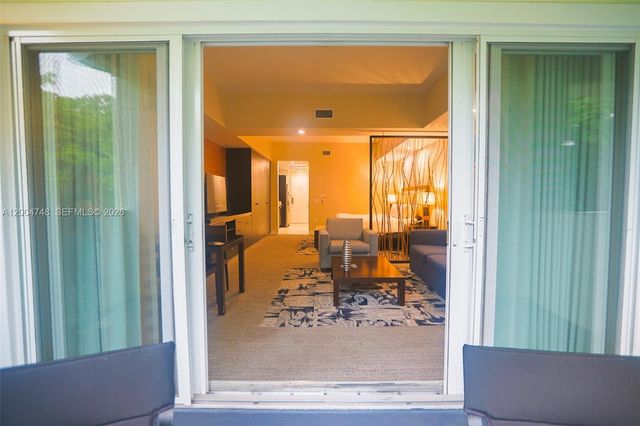 5300 NW 87th Ave 311, Doral, FL 33178