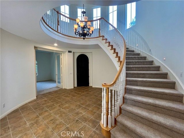 15 Sunningdale, Laguna Hills, CA 92679