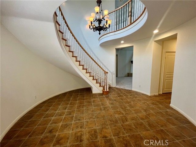 15 Sunningdale, Laguna Hills, CA 92679