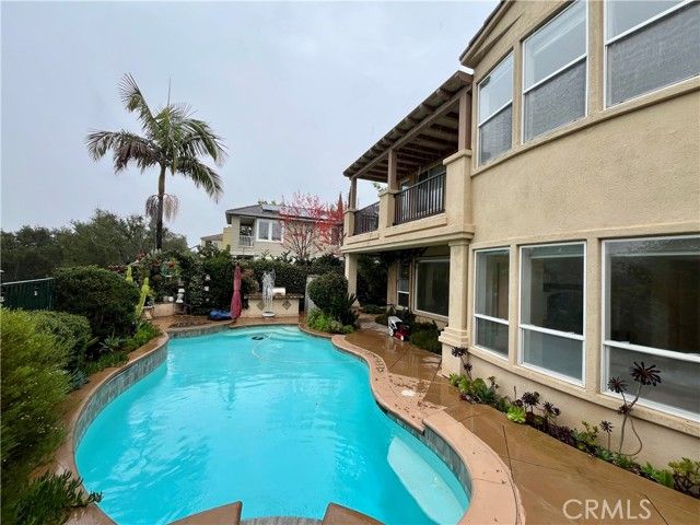 15 Sunningdale, Laguna Hills, CA 92679